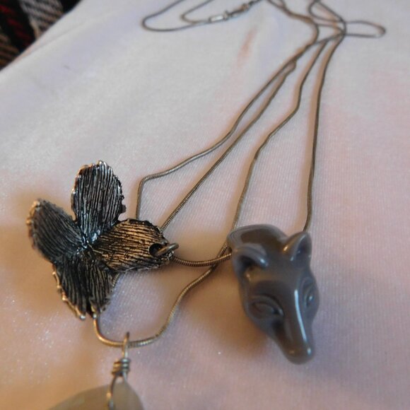 Ladies Pilgrim Necklace - Picture 4 of 4